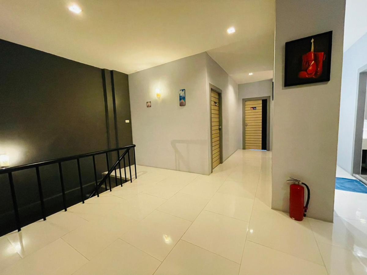 بيت شباب Rabbitel Phuket المظهر الخارجي الصورة