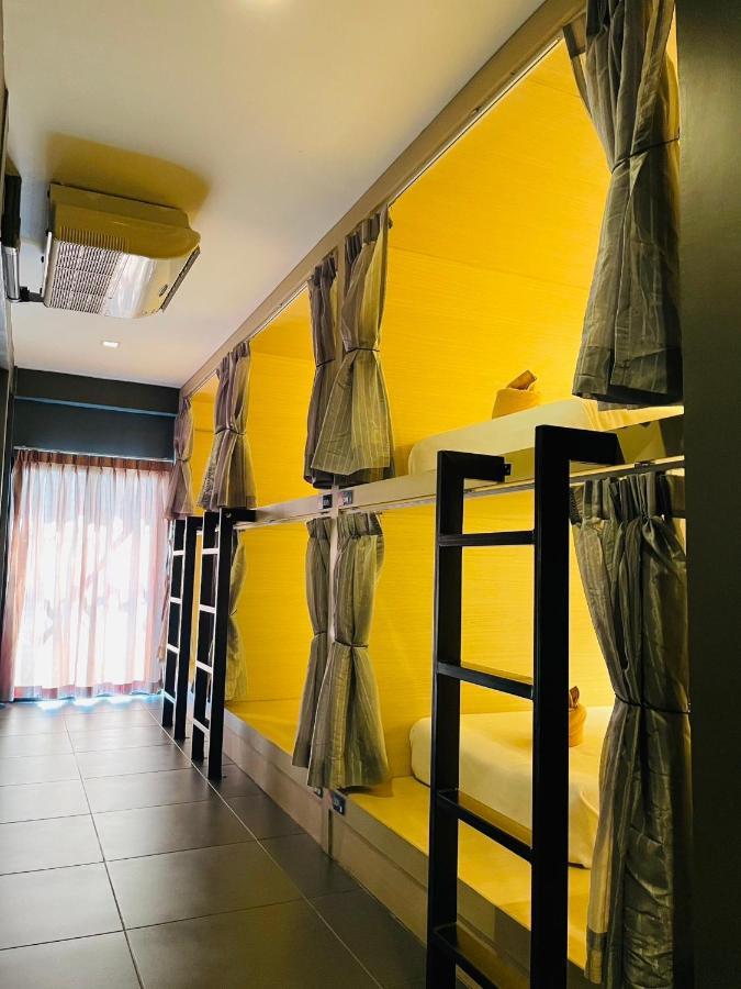 بيت شباب Rabbitel Phuket المظهر الخارجي الصورة