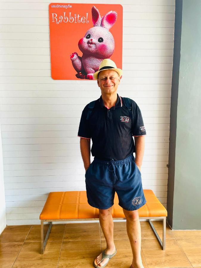 بيت شباب Rabbitel Phuket المظهر الخارجي الصورة