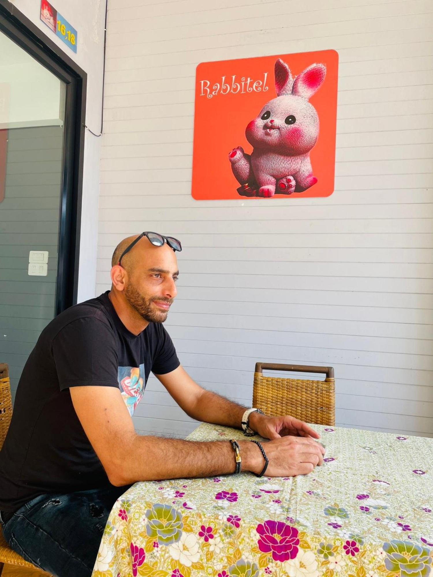بيت شباب Rabbitel Phuket المظهر الخارجي الصورة